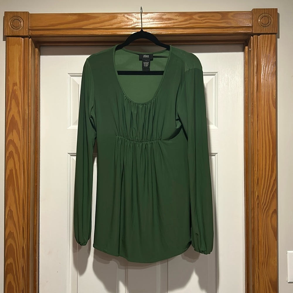 Allison Morgan long sleeve blouse. L